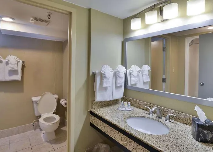 Comfort Gold Coast Inn 4*