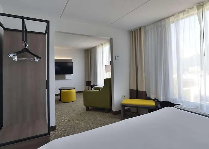 Comfort Gold Coast Inn