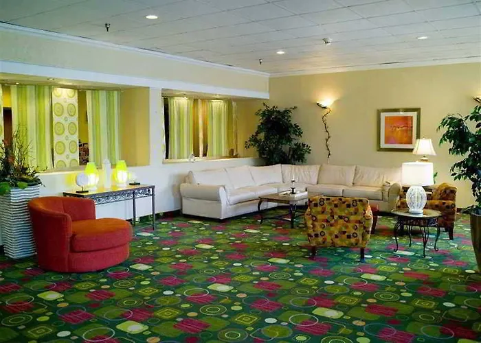Inn Comfort Gold Coast 4*